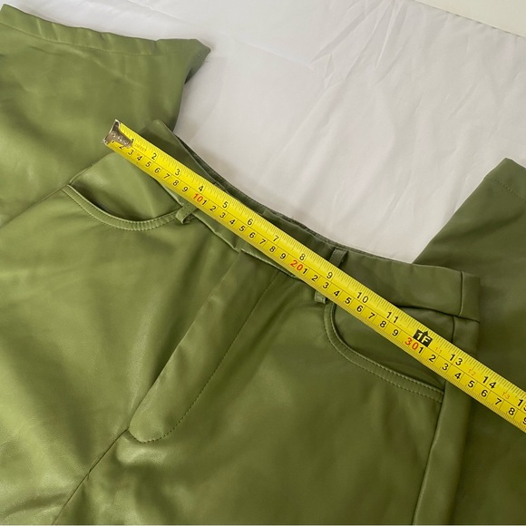 Fake leather pants - Picture 4 of 6